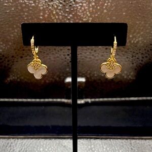 Elegant Gold and White Mother Of Pearl Post Earrings.